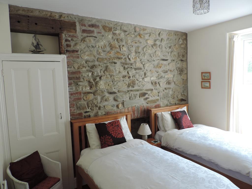 Fern Villa B&B Фішгард Номер фото